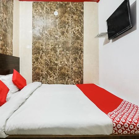 Oyo 69534 Hotel Nanda Tower Hanumangarh Екстер'єр фото