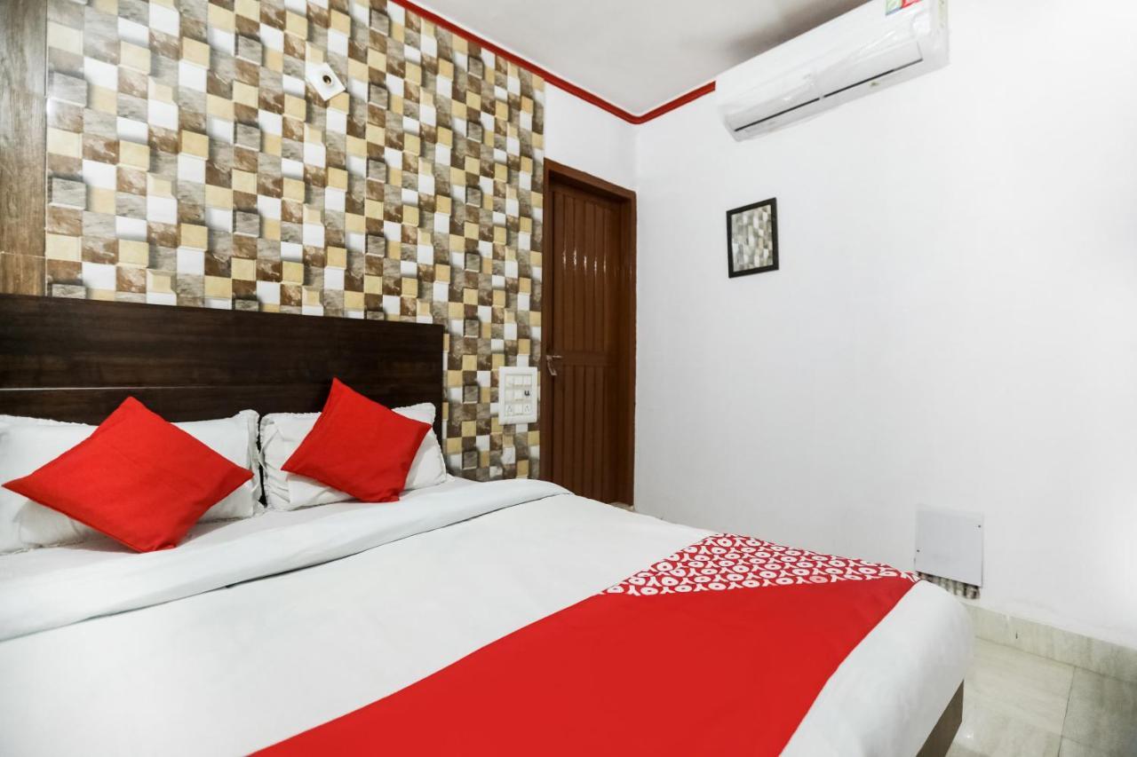 Oyo 69534 Hotel Nanda Tower Hanumangarh Екстер'єр фото