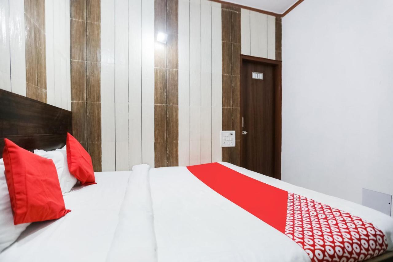 Oyo 69534 Hotel Nanda Tower Hanumangarh Екстер'єр фото