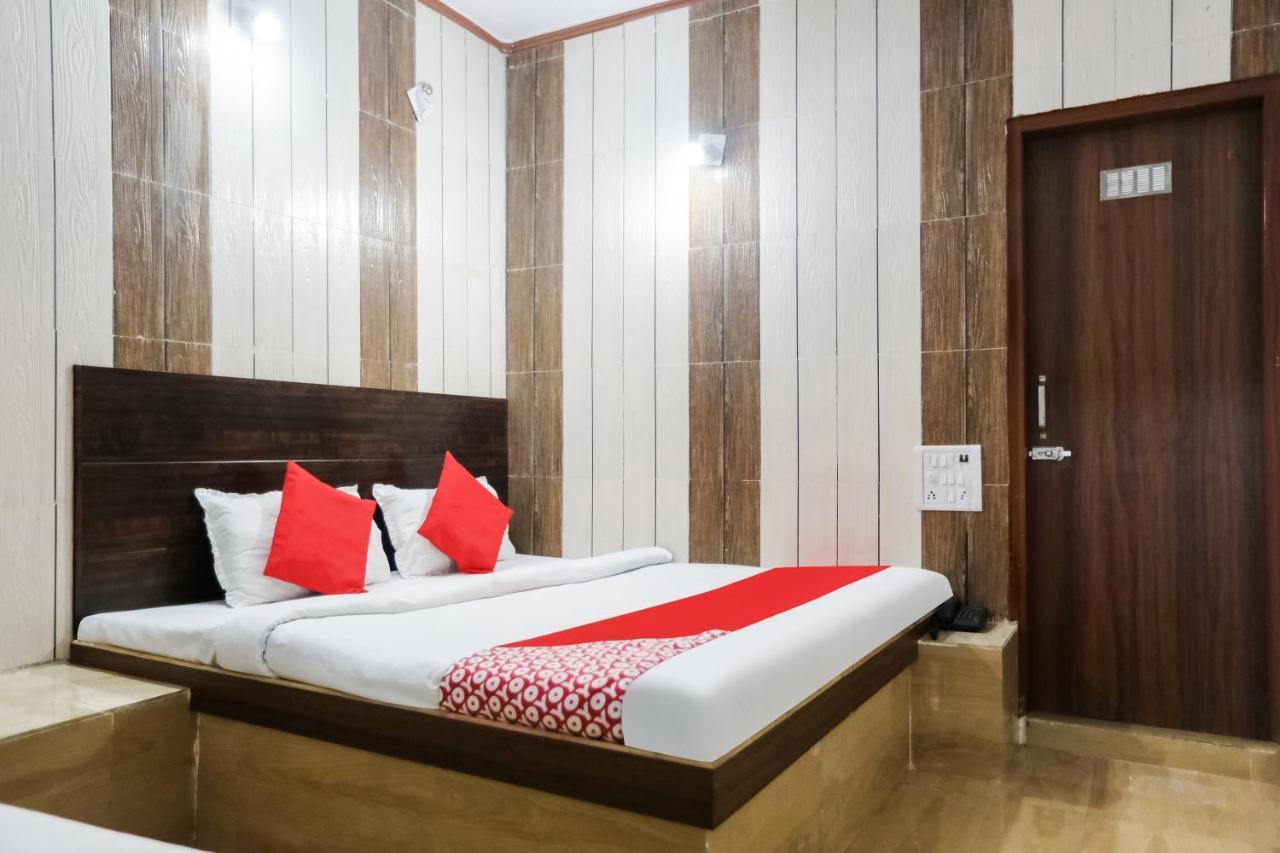 Oyo 69534 Hotel Nanda Tower Hanumangarh Екстер'єр фото