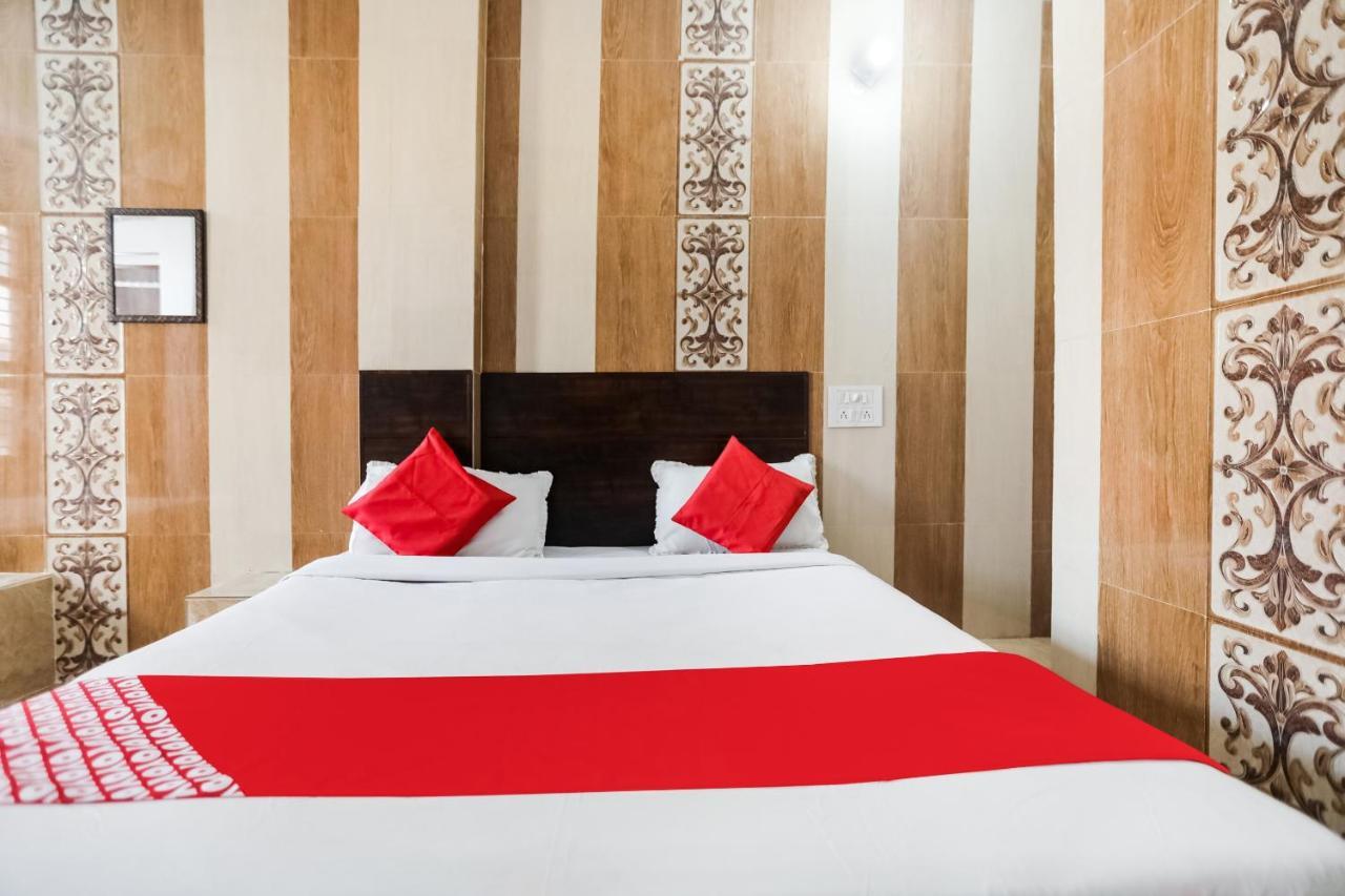 Oyo 69534 Hotel Nanda Tower Hanumangarh Екстер'єр фото